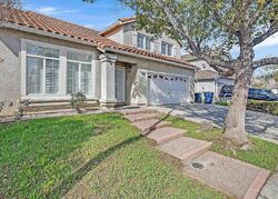 Pre-foreclosure in  Saint Martins Way Tracy, CA 95377