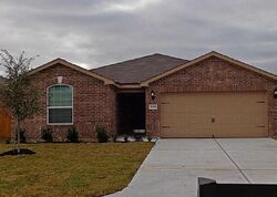 Pre-foreclosure in  NICOLI CREEK DR Humble, TX 77338