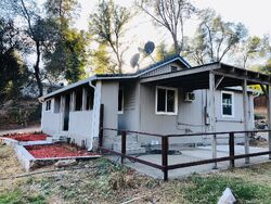 Pre-foreclosure in  Lake Blvd Redding, CA 96003