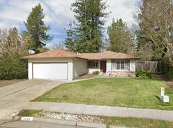 Pre-foreclosure in  Calavaras Dr Santa Rosa, CA 95405