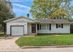  N 5th St, Riverton IL