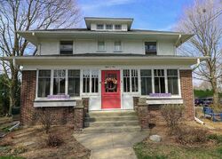 Pre-foreclosure in  W State St Sycamore, IL 60178