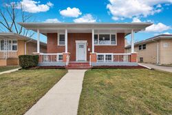 Pre-foreclosure in  Chappel Ave Calumet City, IL 60409