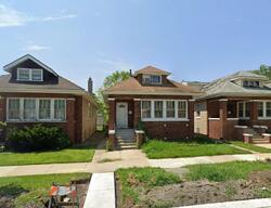 Pre-foreclosure in  N Keystone Ave Chicago, IL 60630