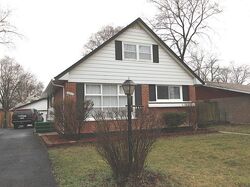 Pre-foreclosure in  168th Pl Country Club Hills, IL 60478
