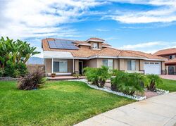 Pre-foreclosure in  W SUNNYVIEW DR Rialto, CA 92377
