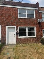 Pre-foreclosure in  Eastshire Dr Baltimore, MD 21230