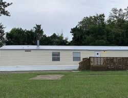 Pre-foreclosure in  Oakes Ave Saint Augustine, FL 32084