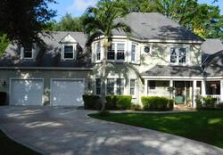 Pre-foreclosure in  Whispering Holw Palm Beach Gardens, FL 33418