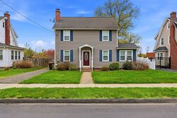 Pre-foreclosure in  Reed St Agawam, MA 01001
