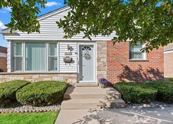 Pre-foreclosure in  S Scottsdale Ave Chicago, IL 60652