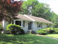 Pre-foreclosure in  Jeffrey Keating Rd Fitchburg, MA 01420