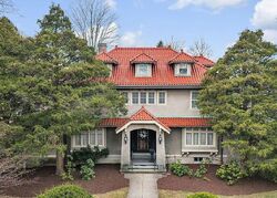 Pre-foreclosure in  Fair Oaks Park Needham, MA 02492
