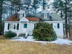 Pre-foreclosure in  Loiselle Ave Fitchburg, MA 01420