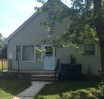 Pre-foreclosure in  Geneva Dr Harvey, IL 60426