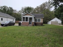 Pre-foreclosure in  Sluyter St Se Grand Rapids, MI 49548