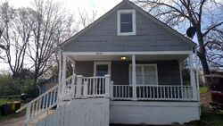 Pre-foreclosure in  E 78th Ter Kansas City, MO 64132