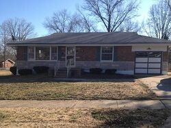 Fargo Dr, Saint Louis MO
