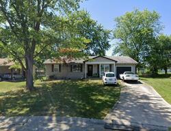 Pre-foreclosure in  COUNTRY LN Warrenton, MO 63383