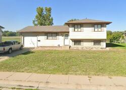  E 7th St, Lexington NE