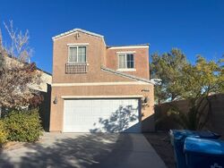Pre-foreclosure in  Golden Grape Ct Las Vegas, NV 89148