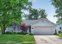 Pre-foreclosure in  Lake Dr S Brownsburg, IN 46112