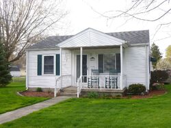  W Walnut St, Greentown IN