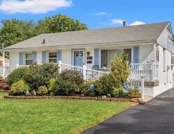 Pre-foreclosure in  Camille Dr Louisville, KY 40299