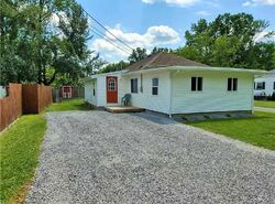  Beach Ln, Lake Milton OH