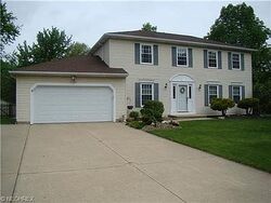  Stoneridge Trl, Strongsville OH