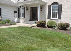 Pre-foreclosure in  Carol Dr Independence, OH 44131