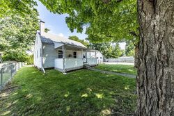 Pre-foreclosure in  Doren Ave Columbus, OH 43223