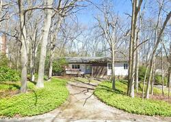 Pre-foreclosure in  Harris Ct Commack, NY 11725