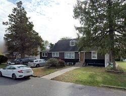 Pre-foreclosure in  53rd St Lindenhurst, NY 11757
