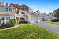 Pre-foreclosure in  Juniper Ct Middle Island, NY 11953