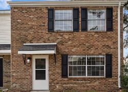 Pre-foreclosure in  Myrtlewood Cir Jacksonville, NC 28546