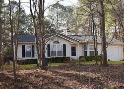 Pre-foreclosure in  Mills Valley Dr Mooresville, NC 28117