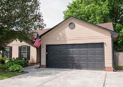 Pre-foreclosure in  Mandarin Trl Jacksonville, NC 28540