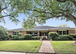 Pre-foreclosure in  Amethyst St New Orleans, LA 70124
