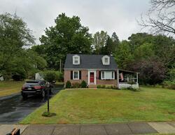 Pre-foreclosure in  Parkview Dr Broomall, PA 19008