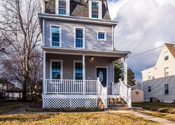 Pre-foreclosure in  10TH AVE Prospect Park, PA 19076