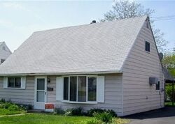 Pre-foreclosure in  El Hatco Dr Temple, PA 19560