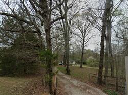 Pre-foreclosure in  Mills Darden Rd Lexington, TN 38351