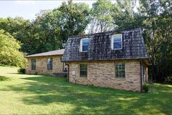 Pre-foreclosure in  BATES RD Lebanon, TN 37087