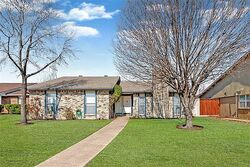 Pre-foreclosure in  Hardwood Trl Mesquite, TX 75150
