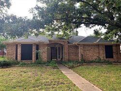  Windsor Dr, Mesquite TX