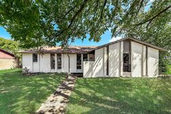Pre-foreclosure in  Mirage Valley Dr Dallas, TX 75232