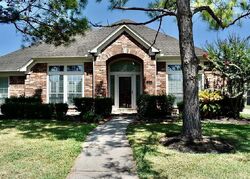 Pre-foreclosure in  Arbor Springs Ln Dickinson, TX 77539