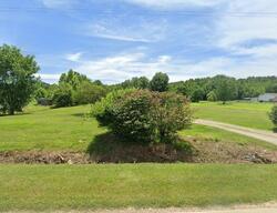 Pre-foreclosure in  Windy Hollow Rd Owensboro, KY 42301