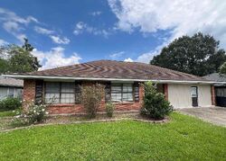 Pre-foreclosure in  Hawthorne Dr Baton Rouge, LA 70809